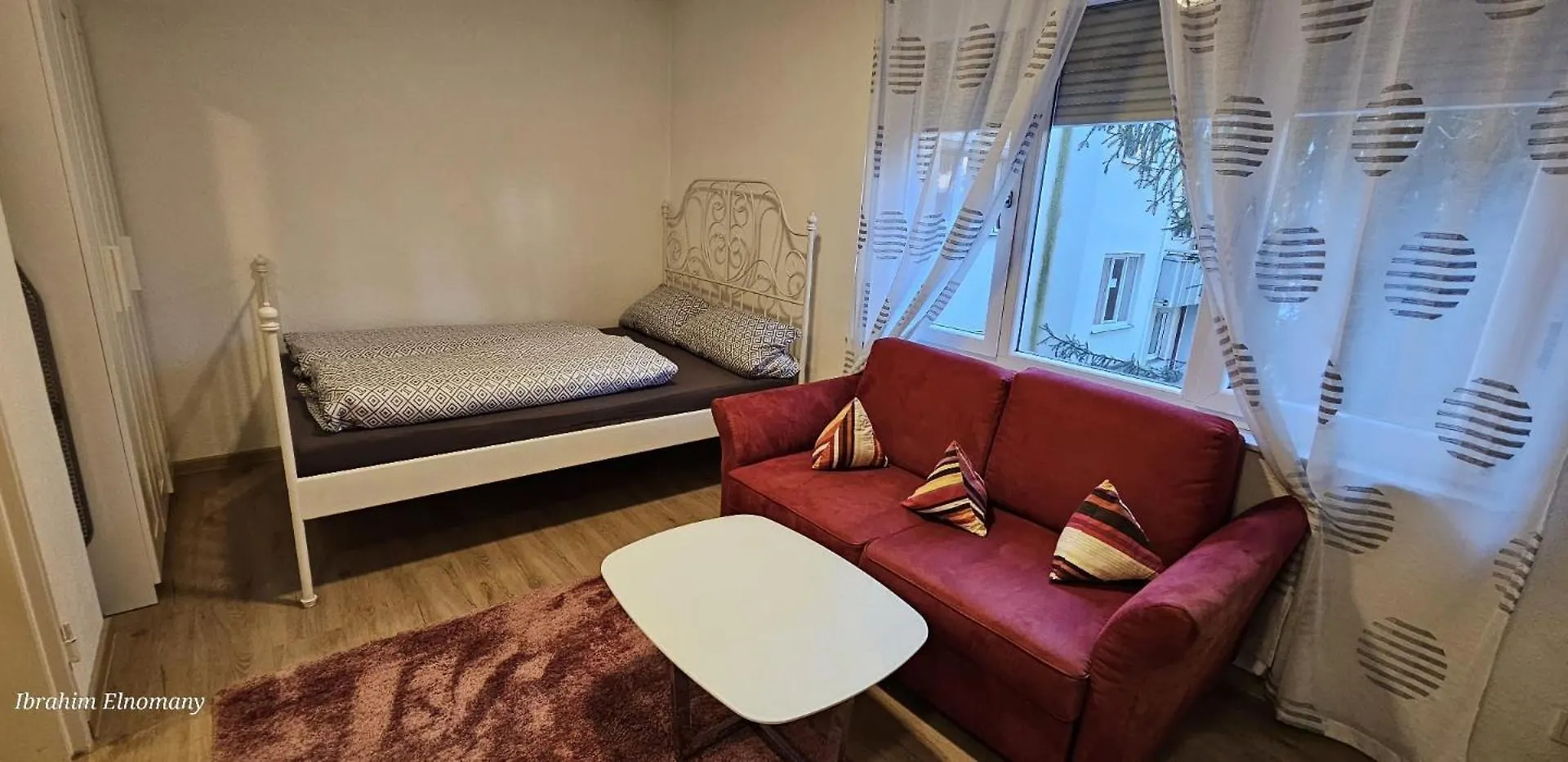 Apartment Zimmer In Wuerzburg Stadtmitte Germany